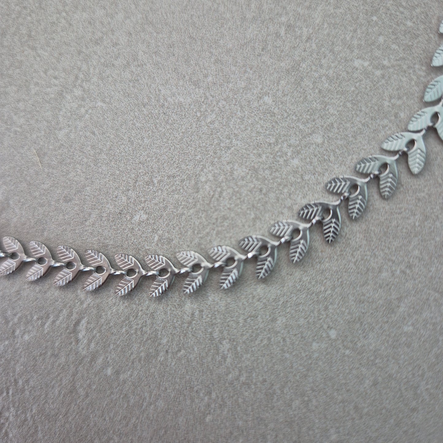 Collier LEAF